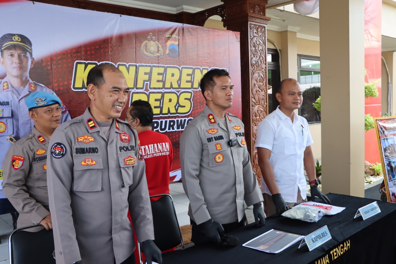 HENDAK JUAL NARKOBA, SEORANG PEMUDA DI RINGKUS POLISI